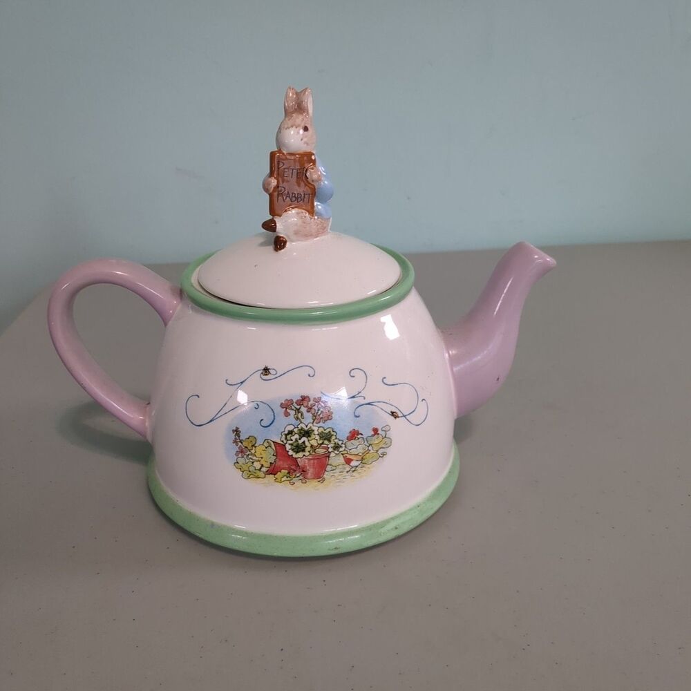 Peter Rabbit Beatrix Potter Tea Pot 2002 Ceramic Collection Teleflora Gifts